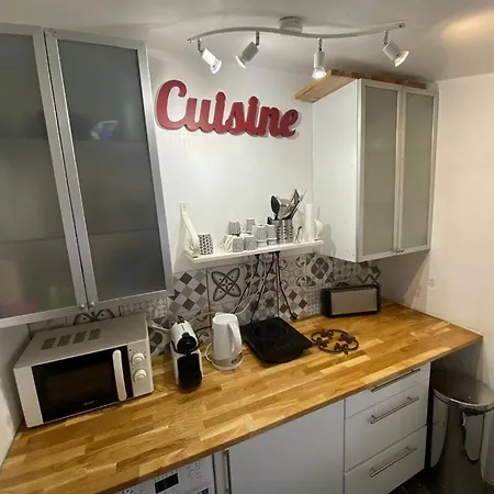 Guest house De La Croix Du Pape Eze