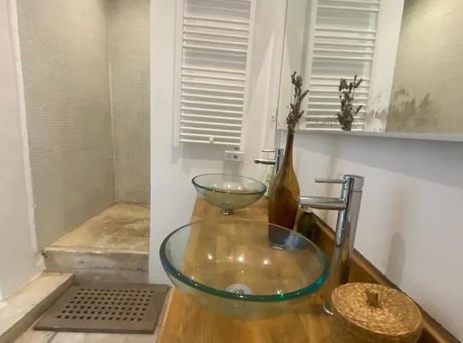 De La Croix Du Pape Guest house 3*